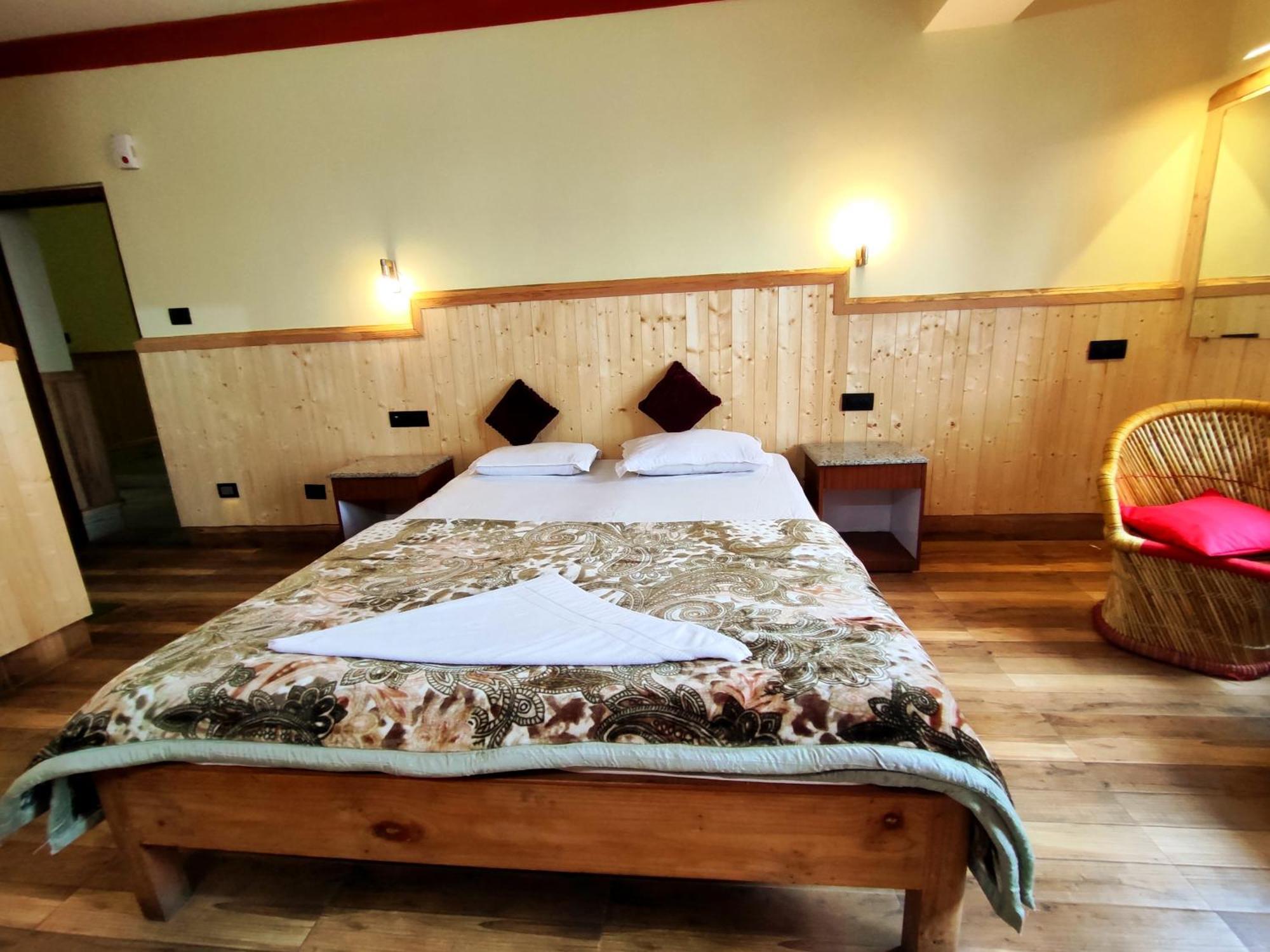 Hotel Red Cherry Пеллинг Экстерьер фото